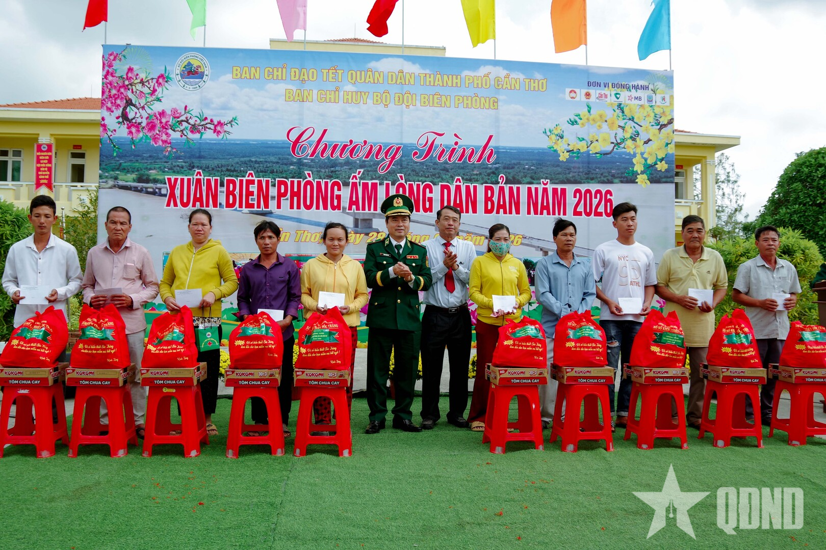 Cần Thơ: Mang mùa xuân đến với bà con nhân dân xã đảo Cù Lao Dung